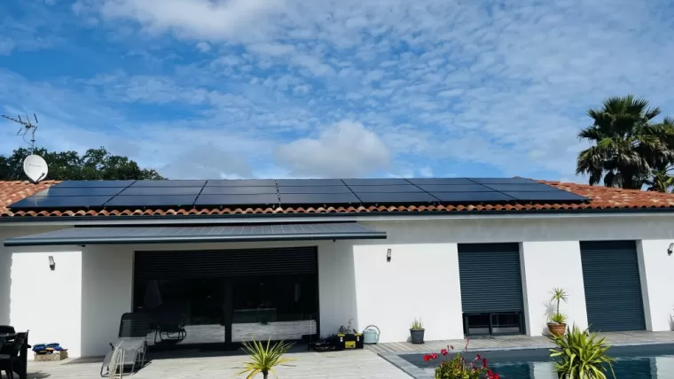 Pose de panneaux photovoltaïques à Saint-Jean-de-Marsacq, Les Landes, SLER