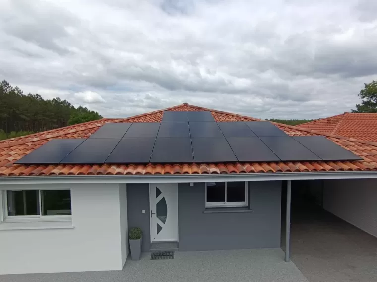 Centrale photovoltaïque à Magescq