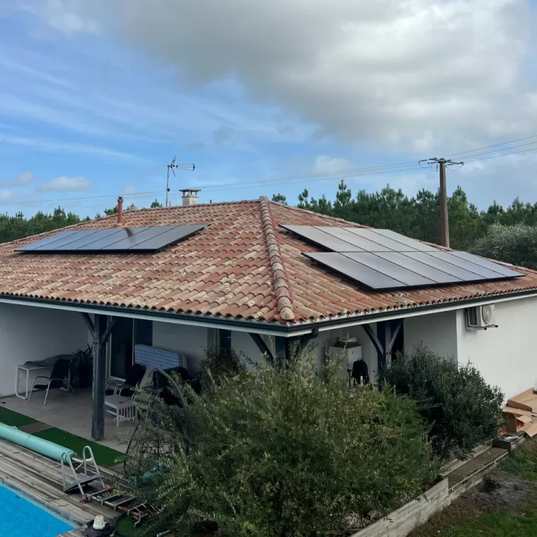 Pose de panneaux photovoltaïque à Escource, Les Landes, SLER