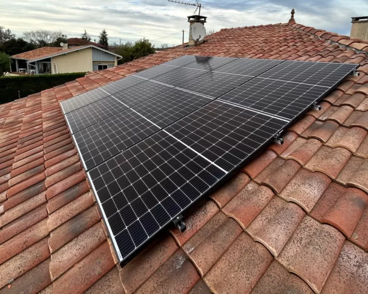 Pose de panneaux solaires à Peyrehorade, Les Landes, SLER
