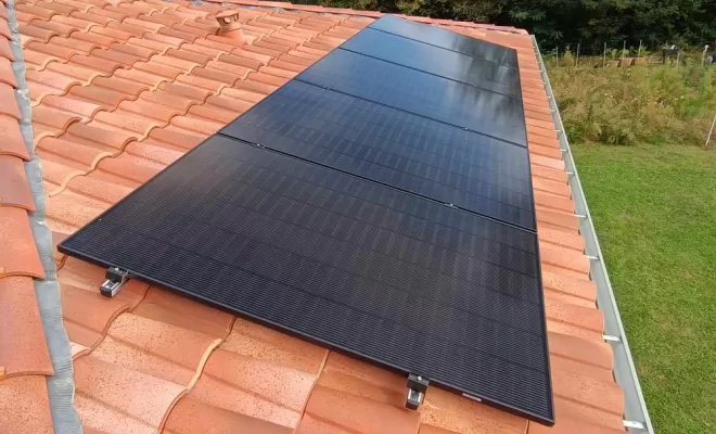Installation de panneaux photovoltaïques à Rion-des-Landes, Les Landes, SLER