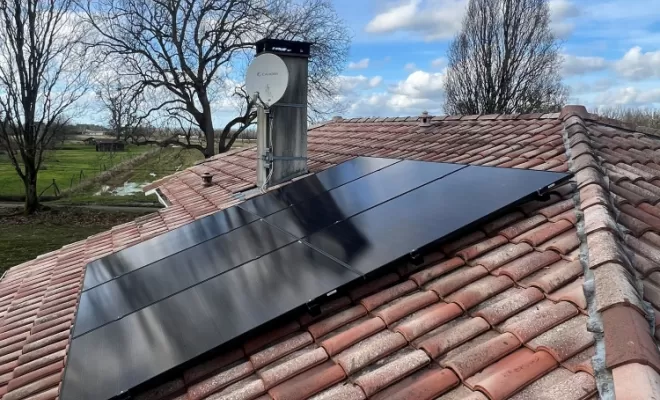 Pose de panneaux photovoltaïques à Meilhan, Les Landes, SLER