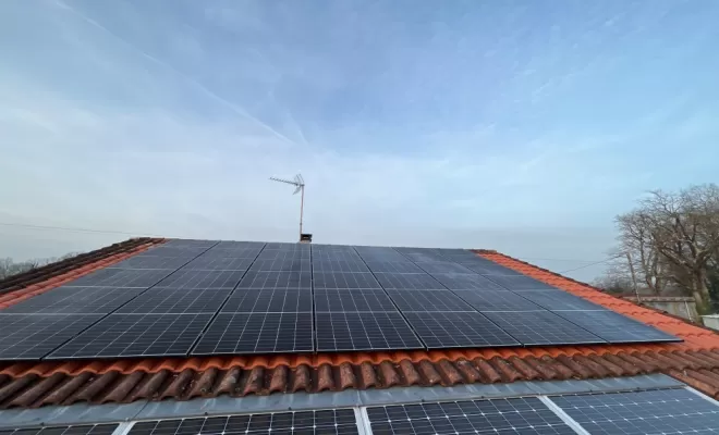 Pose de panneaux solaires à Mimbaste, Les Landes, SLER