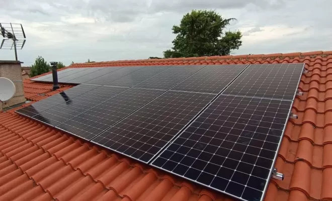 Pose de panneaux photovoltaïques à Riscle
