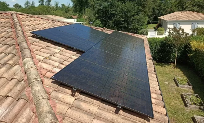 Centrale photovoltaïque à Saucats